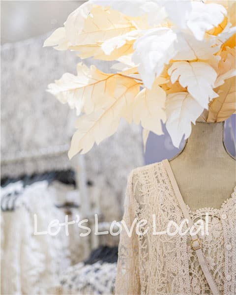 Let's love local gift market